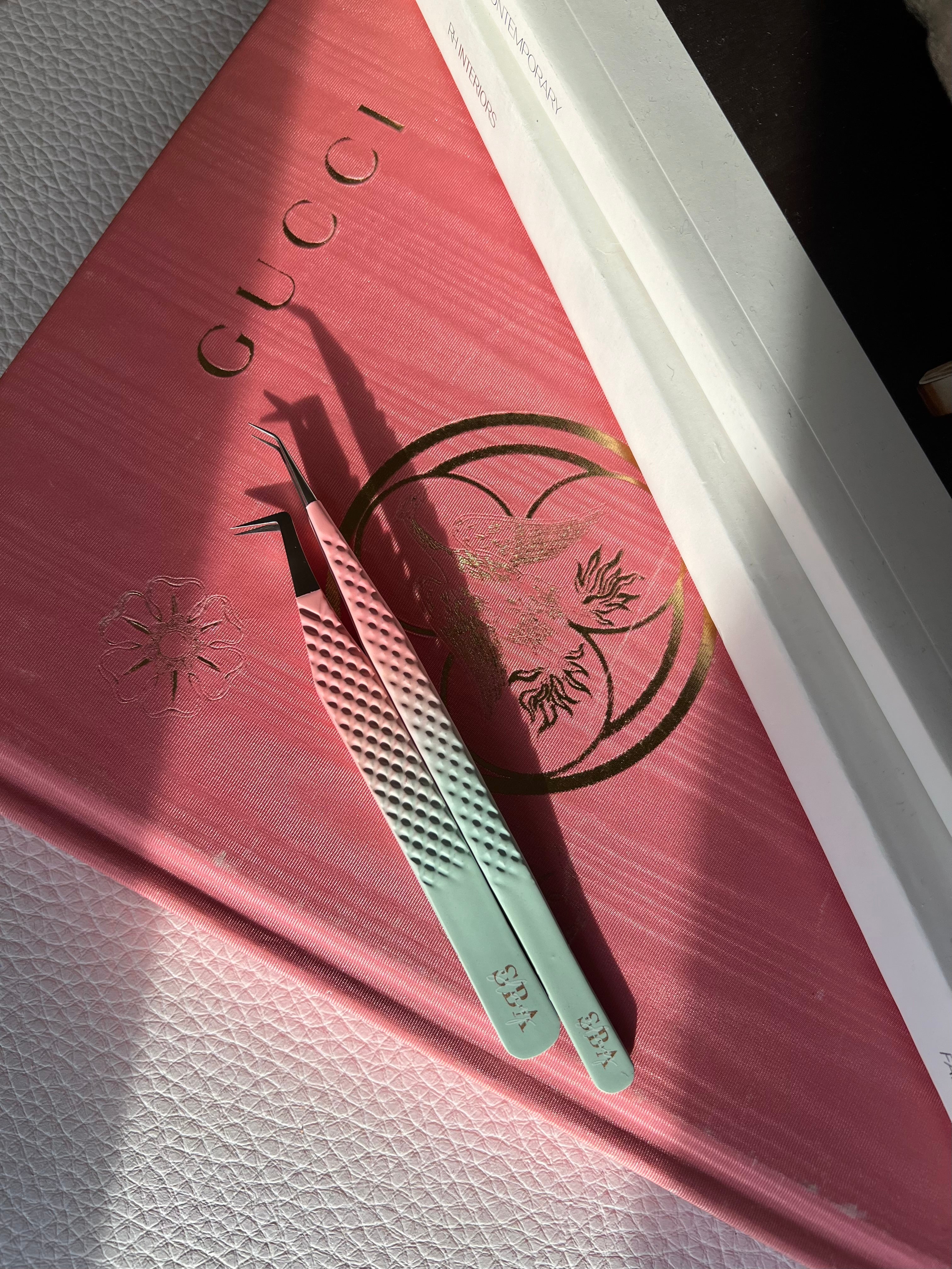 Melon Luxe Tweezers 🍉